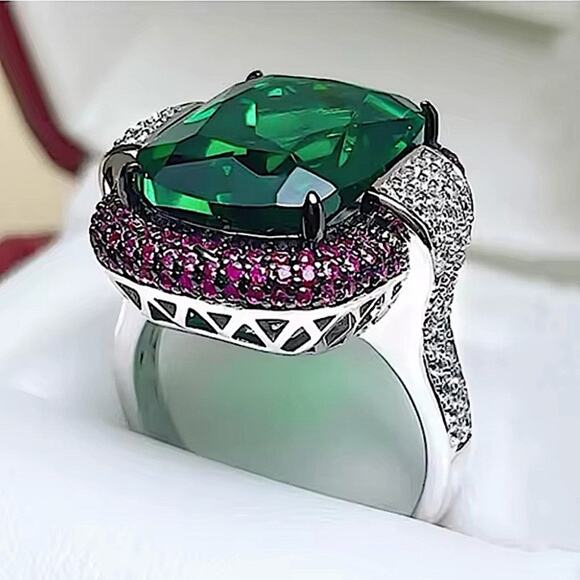 Sterling Silver Emerald Purple Gemstone Statement Ring - Picture 4 of 9